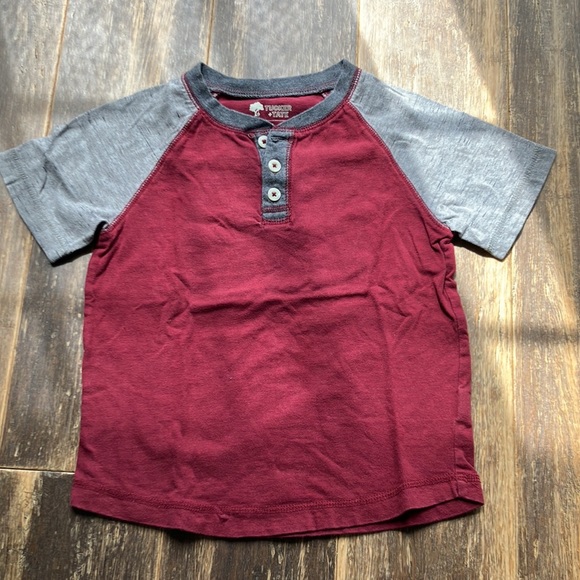 Two-toned shirts - Picture 3 of 3